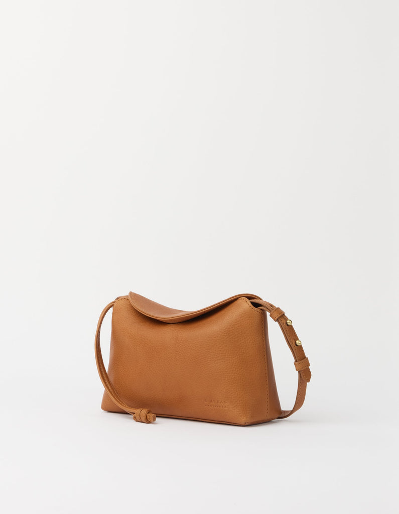 Compact Wild Oak leather bag, side view