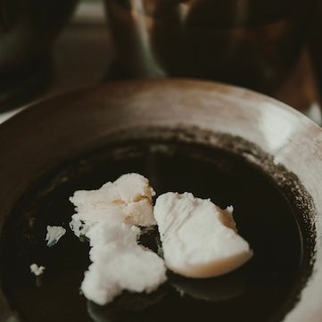 traditionally-made-coconut-oil-and-rendered-fat